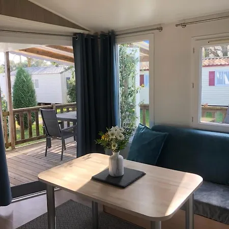 Camping Mobil Homme 10 *